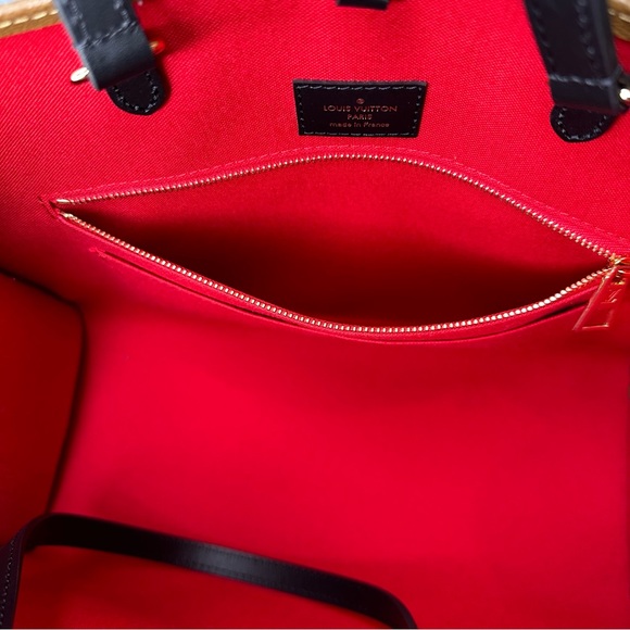 LOUIS VUITTON ON THE GO -MM Size in Monogram Reverse - Picture 13 of 16